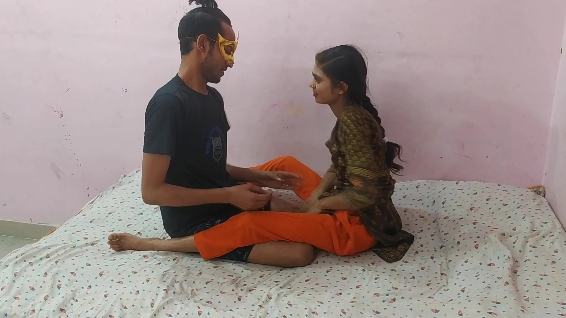 Indian amateur couples in their first porn video