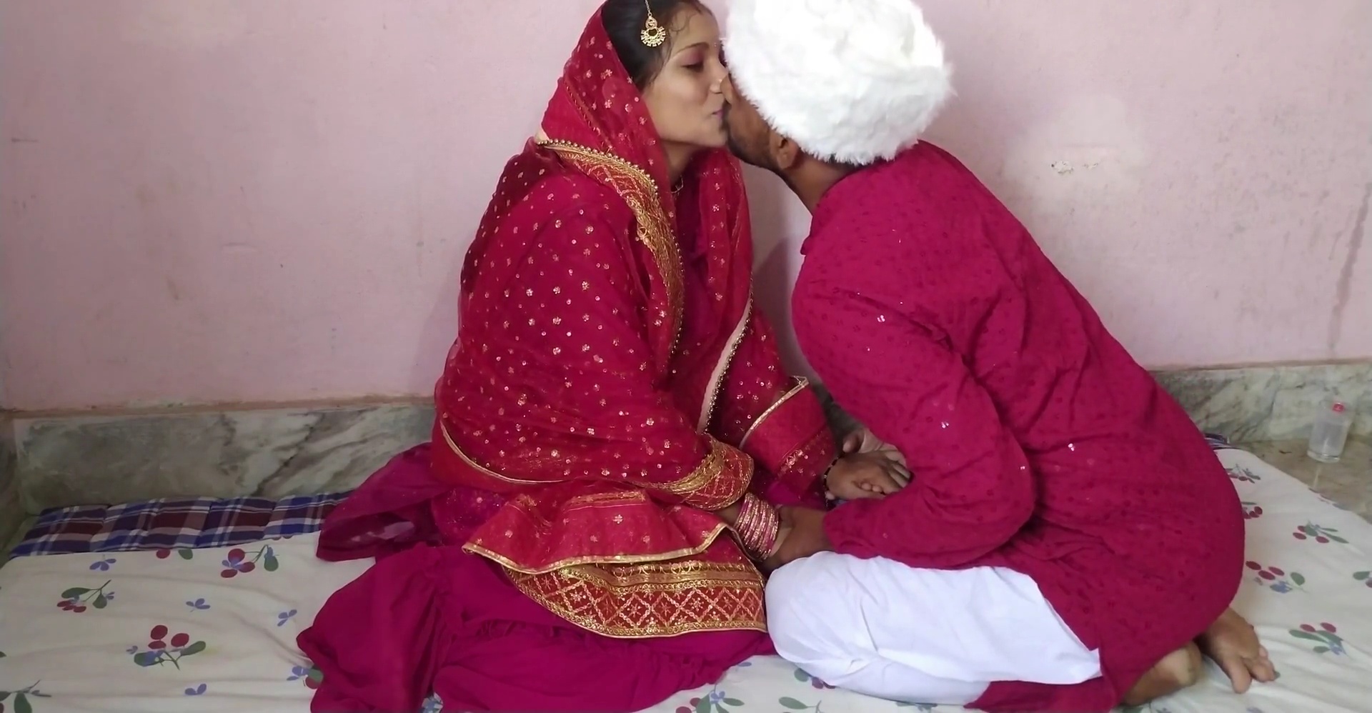 Real Life Newly Married Indian Couple Seductive Hot Sex